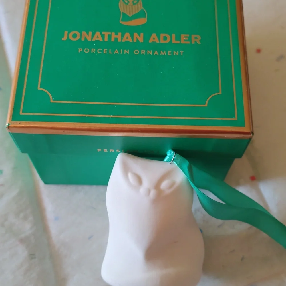 JONATHAN ADLER PERSIAN CAT PORCELAIN CHRISTMAS ORNAMENT